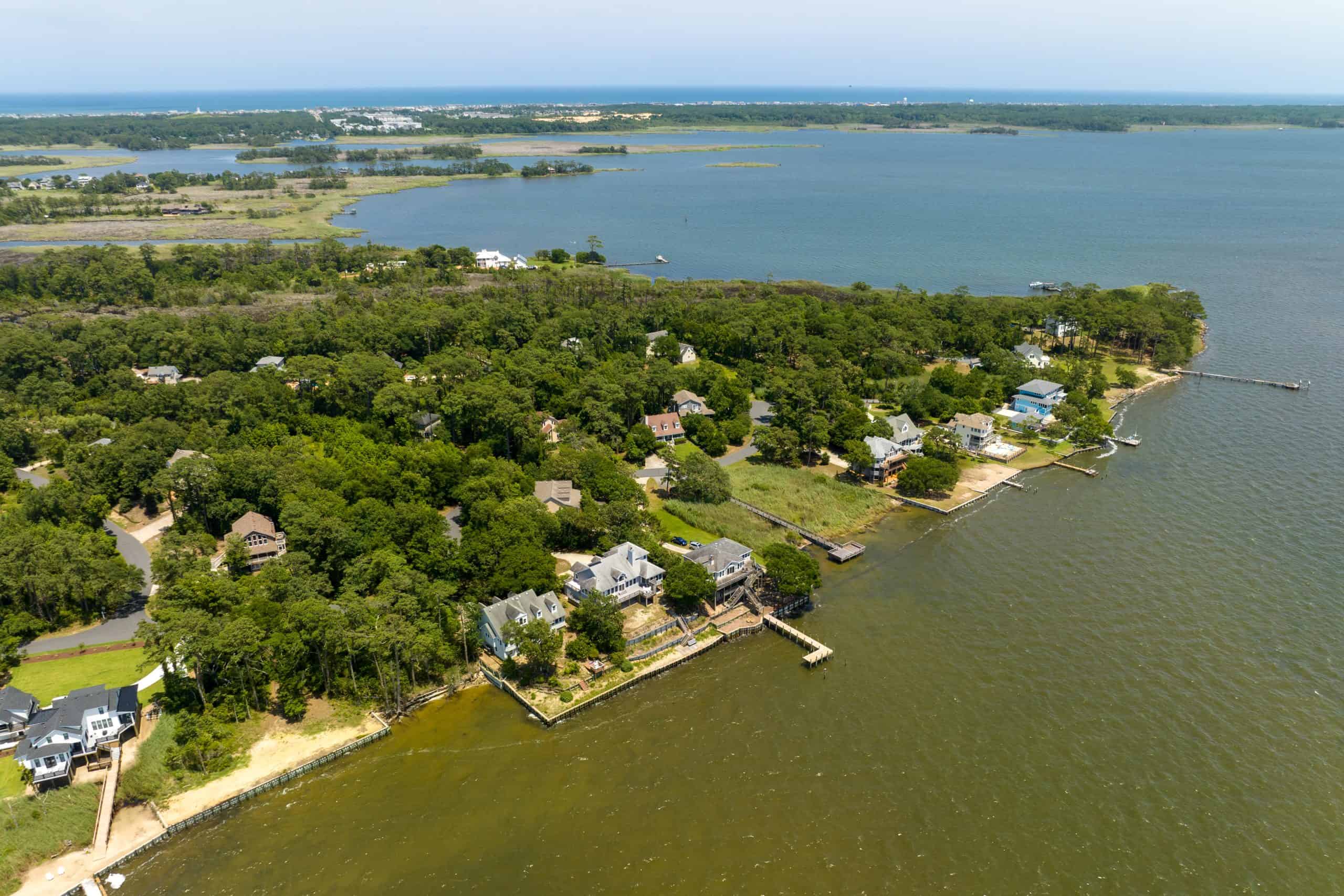 Aerial view of soundfront homes.